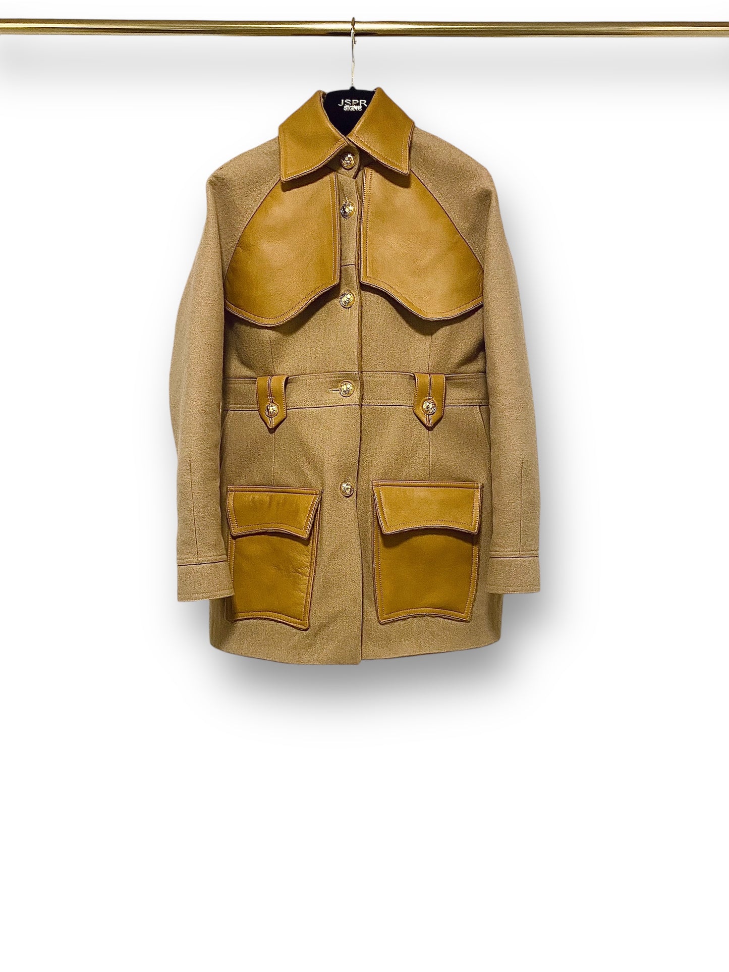 the SIGNÉ JACKET camel